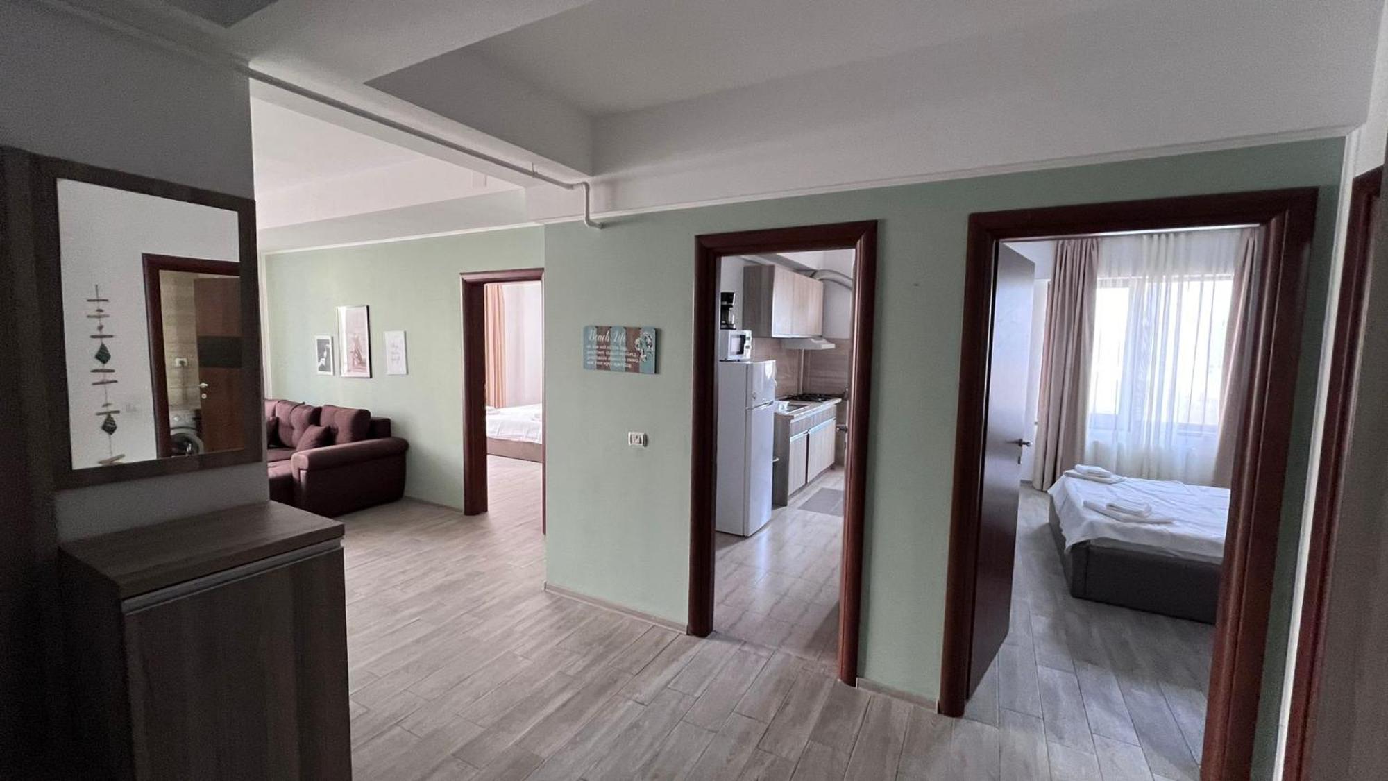 Apartamento Summerland Apartmants Mamaia Nord Exterior foto